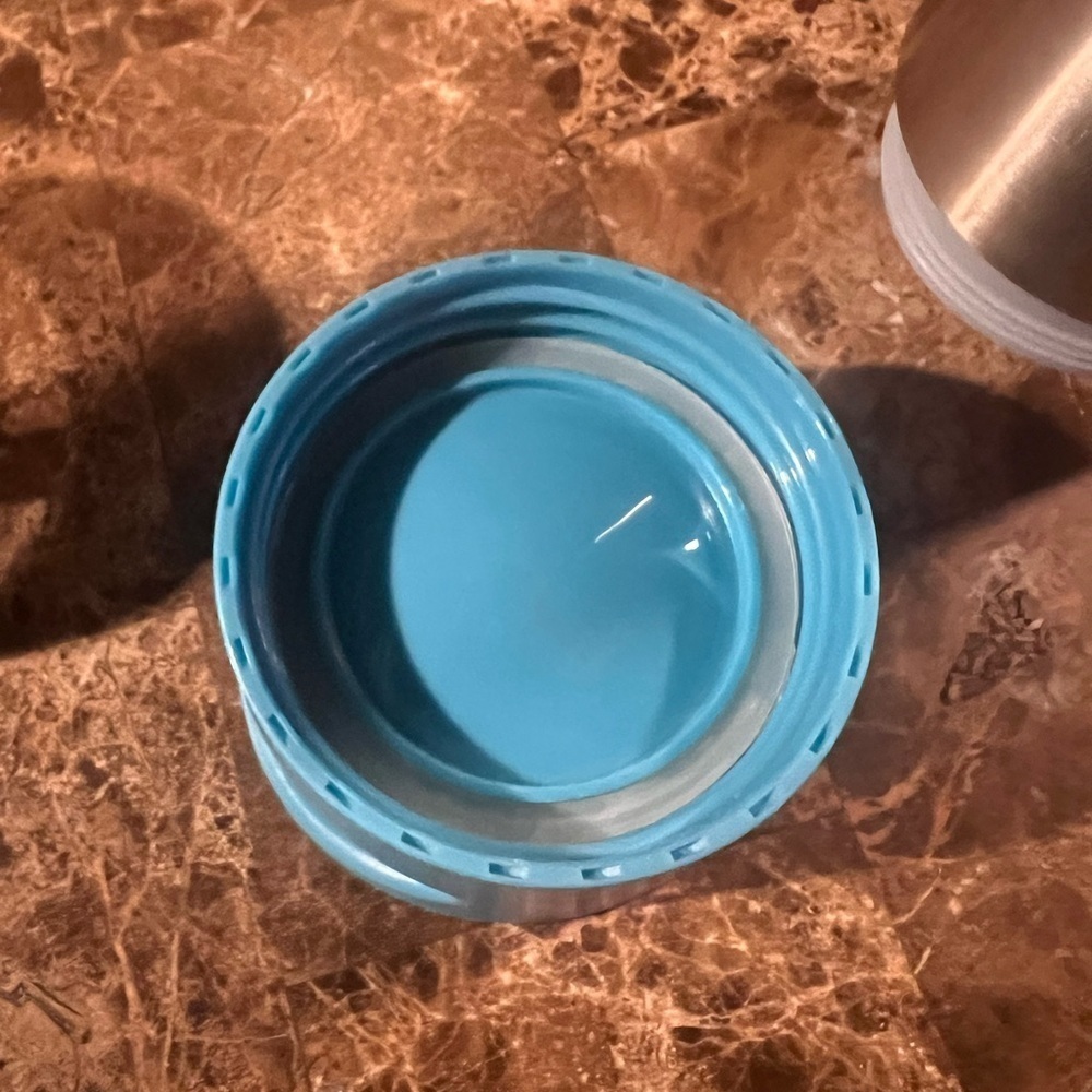 2 Kitchen Cups & Mugs Bundle! Great Price on all things drinkware ! - Picture 8 of 9